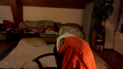 Snapshot of supersquirrel81 chatting on February 13, 6:59 pm supersquirrel81 online show from February 13, 6:59 pm