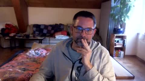 Snapshot of supersquirrel81 chatting on February 22, 4:27 pm supersquirrel81 online show from February 22, 4:27 pm