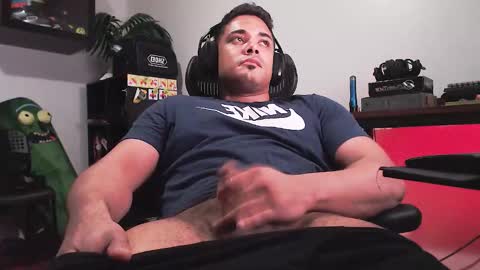 Snapshot of supertoaster69 chatting on February 26, 11:26 pm supertoaster69 online show from February 26, 11:26 pm