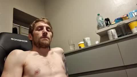 Snapshot of supgxd chatting on January 6, 12:27 am supgxd online show from January 6, 12:27 am