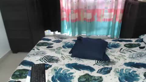Snapshot of surygol chatting on July 28, 2:05 pm Ariadna online show from July 28, 2:05 pm