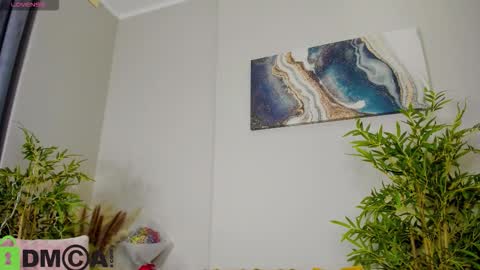 Annie online show from November 30, 1:09 am