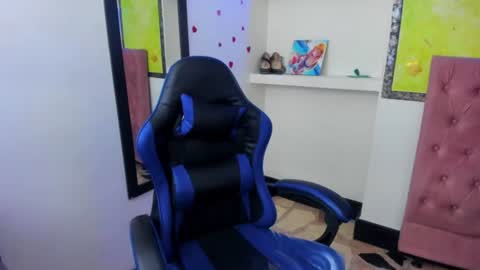 Snapshot of susan_moore29 chatting on June 17, 8:21 pm susan online show from June 17, 8:21 pm