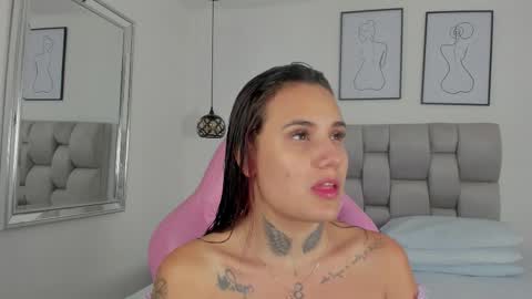 Susan online show from October 12, 7:57 pm