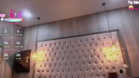 susan_voltaire online show from May 19, 11:16 am