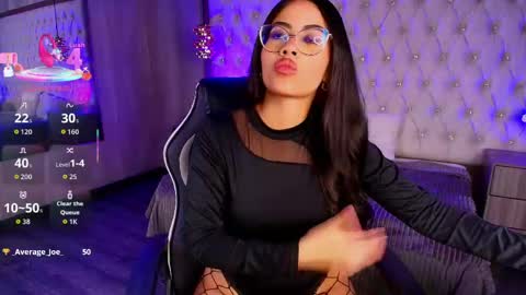 susan_voltaire online show from May 25, 5:08 pm