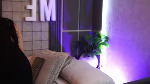 susan_wall online show from March 4, 1:06 pm