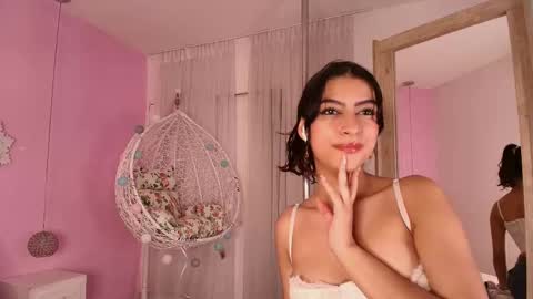 Snapshot of susana__sanchez chatting on October 30, 11:55 am SUSANA online show from October 30, 11:55 am