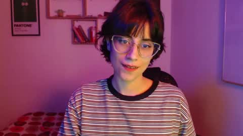 Snapshot of susana_w chatting on December 6, 11:03 pm susana_w online show from December 6, 11:03 pm