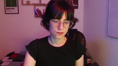 Snapshot of susana_w chatting on December 13, 11:28 pm susana_w online show from December 13, 11:28 pm