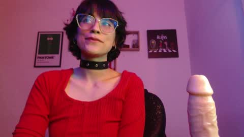 Snapshot of susana_w chatting on December 19, 2:12 am susana_w online show from December 19, 2:12 am