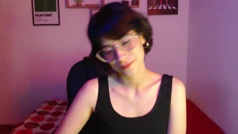 Snapshot of susana_w chatting on December 20, 12:30 am susana_w online show from December 20, 12:30 am