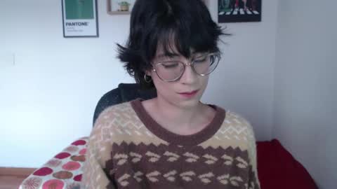 Snapshot of susana_w chatting on December 24, 9:55 pm susana_w online show from December 24, 9:55 pm