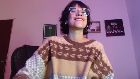 Snapshot of susana_w chatting on January 7, 12:03 am susana_w online show from January 7, 12:03 am