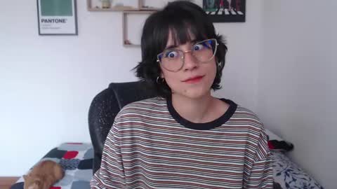 Snapshot of susana_w chatting on February 4, 8:59 pm susana_w online show from February 4, 8:59 pm