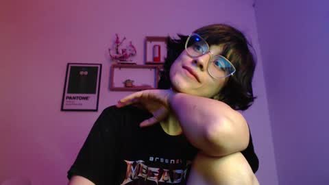 Snapshot of susana_w chatting on March 5, 11:16 pm susana_w online show from March 5, 11:16 pm