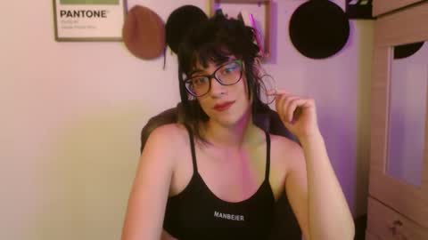 Snapshot of susana_w chatting on September 18, 10:12 pm susana_w online show from September 18, 10:12 pm