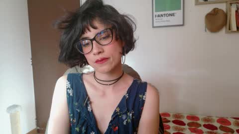 susana_w online show from April 7, 9:48 pm