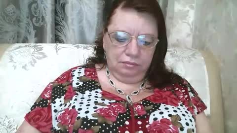 Snapshot of susanaahsun chatting on May 11, 11:16 am SusanaAhSun online show from May 11, 11:16 am
