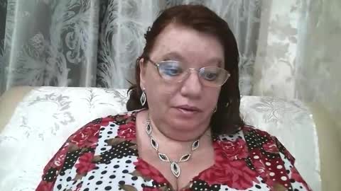 Snapshot of susanaahsun chatting on May 12, 11:07 am SusanaAhSun online show from May 12, 11:07 am