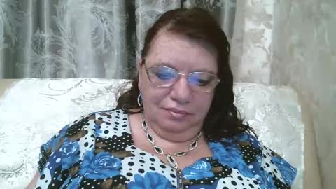 Snapshot of susanaahsun chatting on May 19, 11:27 am SusanaAhSun online show from May 19, 11:27 am