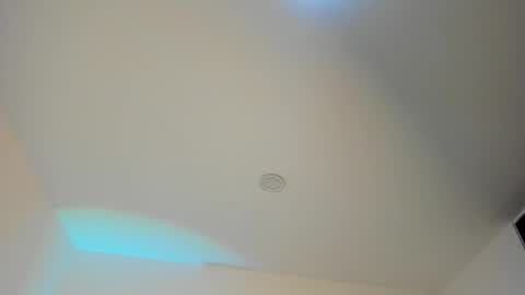 susanclarck online show from December 22, 5:37 am