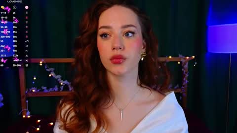 Snapshot of susanfitz chatting on November 28, 8:11 pm Stacy online show from November 28, 8:11 pm