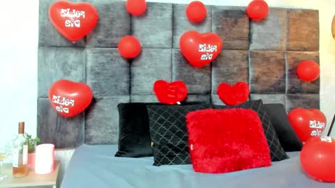 Susan online show from February 14, 8:37 pm