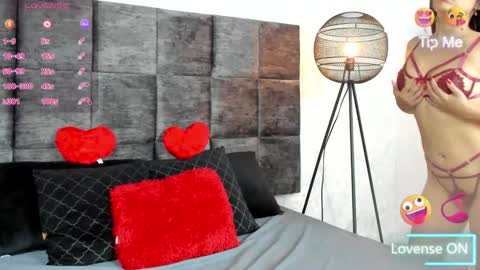 Susan online show from February 17, 10:58 pm