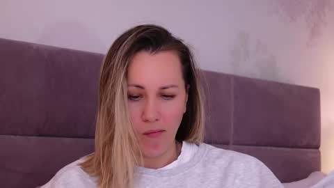 Snapshot of susanjewel chatting on February 5, 7:46 am SusanJewel online show from February 5, 7:46 am