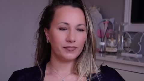 Snapshot of susanjewel chatting on February 15, 8:46 am SusanJewel online show from February 15, 8:46 am