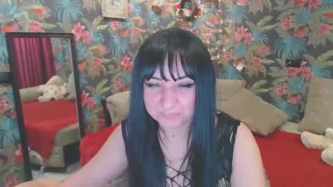SusanLaNice online show from December 6, 3:22 pm