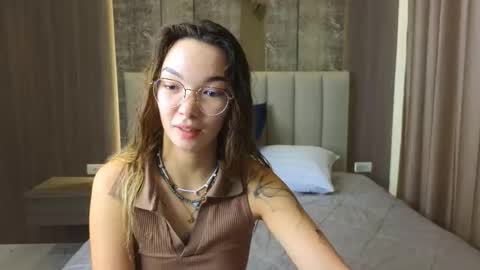 Snapshot of susannjohnson chatting on January 17, 12:26 am susannjohnson online show from January 17, 12:26 am