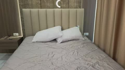 Snapshot of susannjohnson chatting on March 21, 12:37 am susannjohnson online show from March 21, 12:37 am