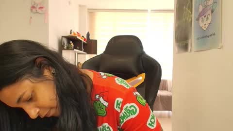 Snapshot of susanrhodes_ chatting on November 18, 12:42 pm Susan Rhodes online show from November 18, 12:42 pm