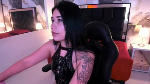 susanvilla online show from June 2, 8:11 pm
