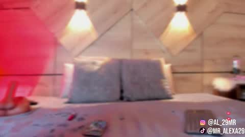 sussan online show from March 18, 7:50 pm