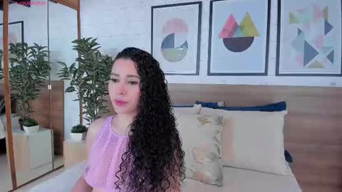 Snapshot of sussanalee chatting on February 8, 11:35 am Your Squirt queen online show from February 8, 11:35 am