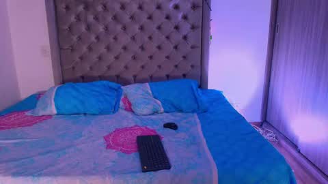 Snapshot of sussidream chatting on June 8, 1:28 am Andrea online show from June 8, 1:28 am