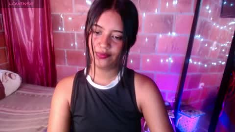Snapshot of sussy_222 chatting on February 7, 7:38 pm susy online show from February 7, 7:38 pm