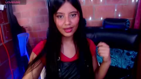 Snapshot of sussy_222 chatting on March 2, 7:12 pm susy online show from March 2, 7:12 pm