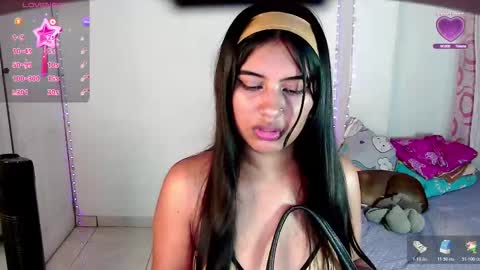 Snapshot of sussy_222 chatting on October 23, 10:30 pm susy online show from October 23, 10:30 pm