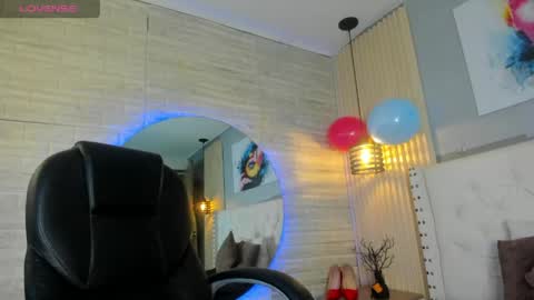   online show from May 21, 12:12 pm