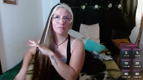 Snapshot of sussy_leohot chatting on November 12, 4:57 am sussy leo online show from November 12, 4:57 am