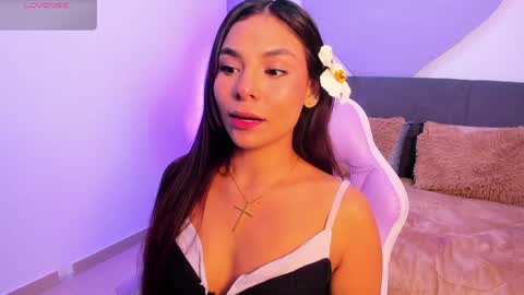 sussy_sweet4u online show from April 19, 11:31 am