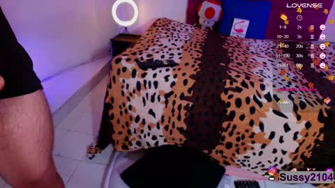 sussy and  ken online show from October 22, 11:21 am