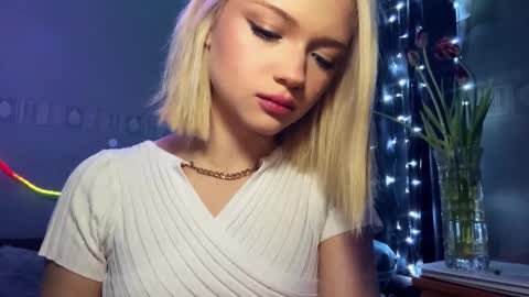 Stacy online show from March 13, 11:00 pm