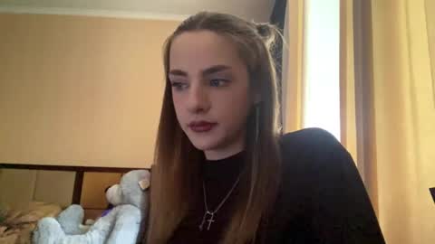 Emila online show from May 17, 11:17 am