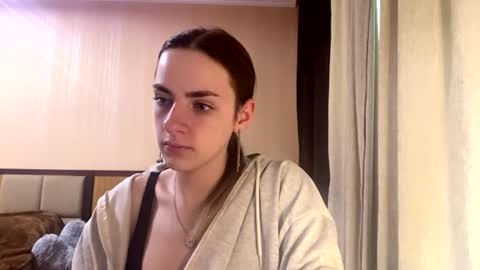 Emila online show from June 29, 7:25 am