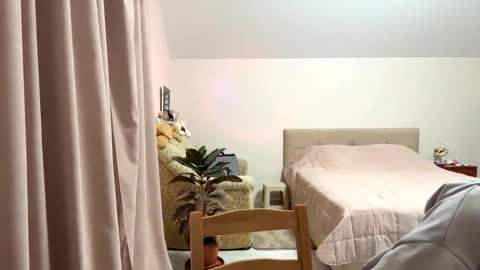 Lilu online show from September 30, 6:02 pm